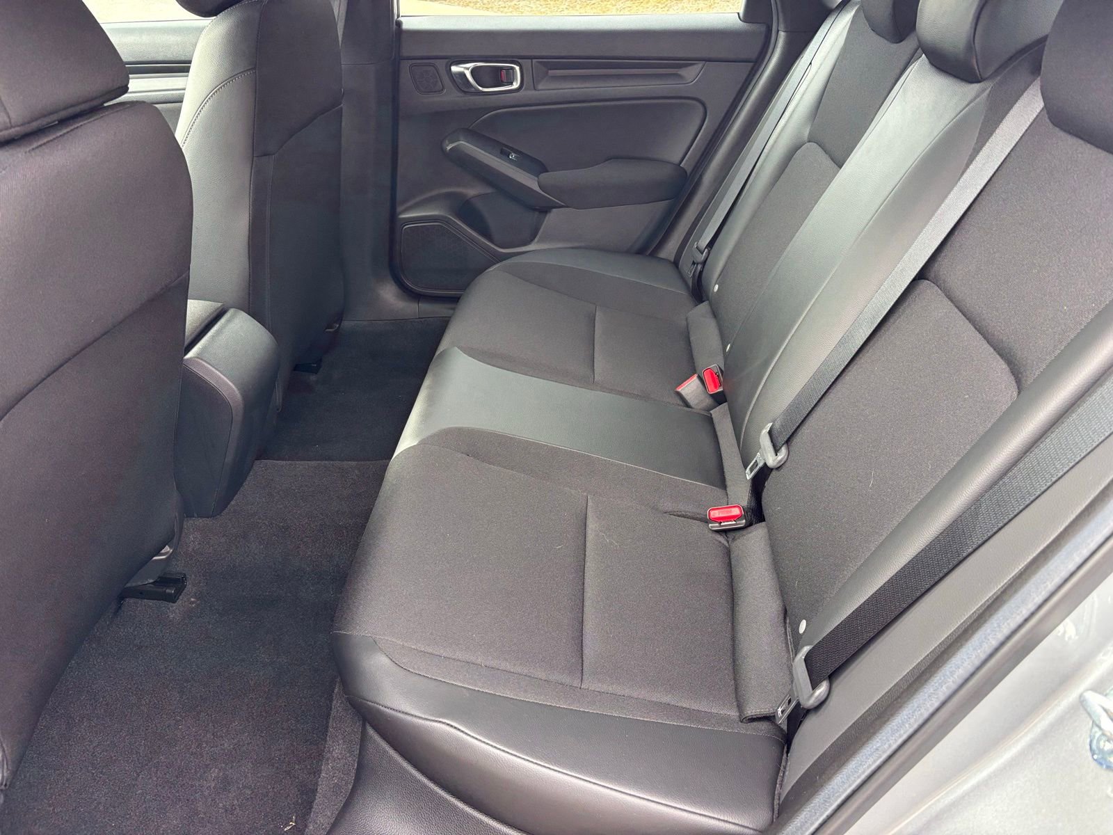 Used 2025 Honda Civic Sport image 16