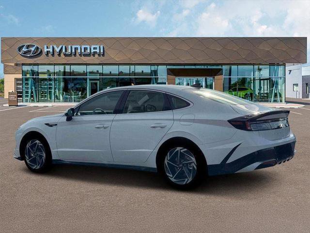 New 2026 Hyundai Sonata SEL AWD/4WD image 4