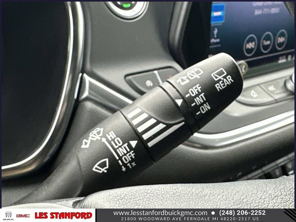 Used 2020 Chevrolet Blazer LT FWD image 25