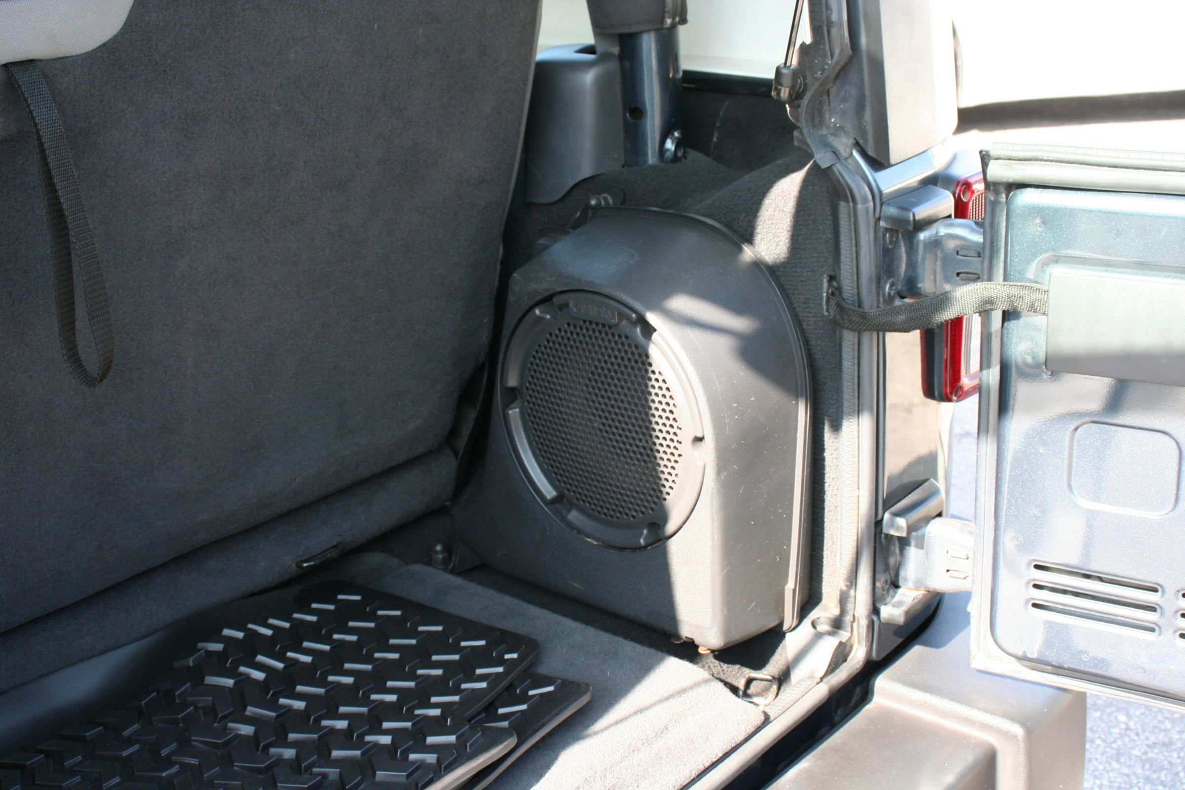 Used 2008 Jeep Wrangler Rubicon w/ Dual Top Group image 37