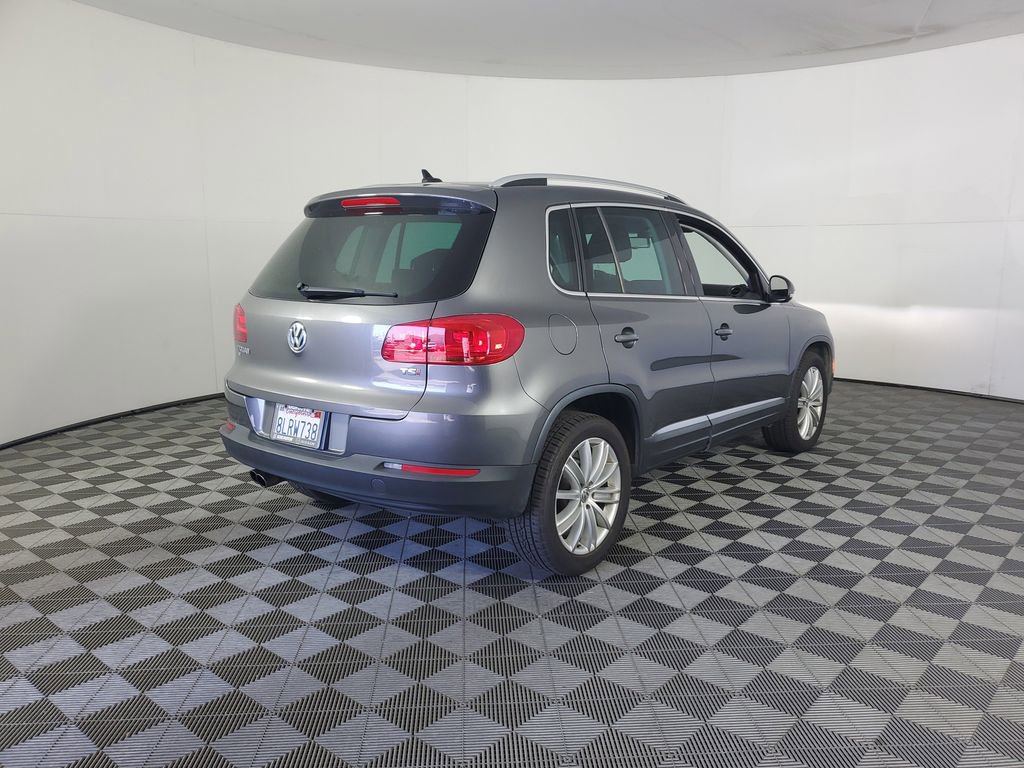 Used 2016 Volkswagen Tiguan SE FWD image 4