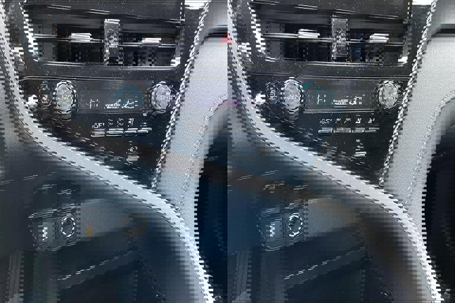 Certified 2024 Toyota Camry SE image 35