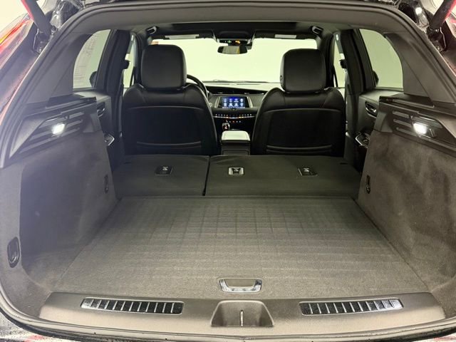 Used 2023 Cadillac XT4 Sport w/ Cold Weather Package image 29