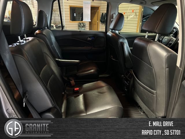 Used 2016 Honda Pilot Elite image 34