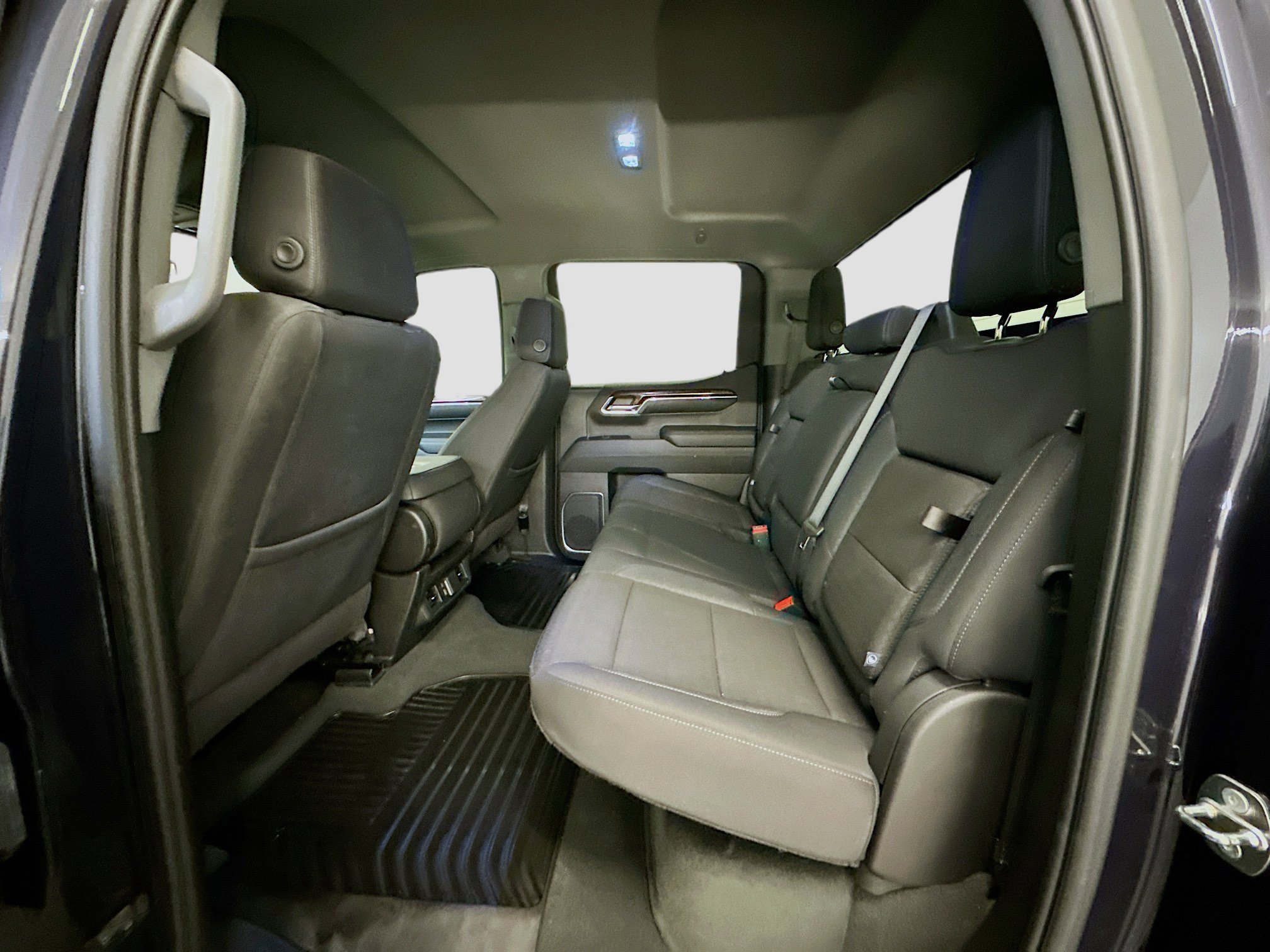 Used 2024 GMC Sierra 1500 Elevation image 29