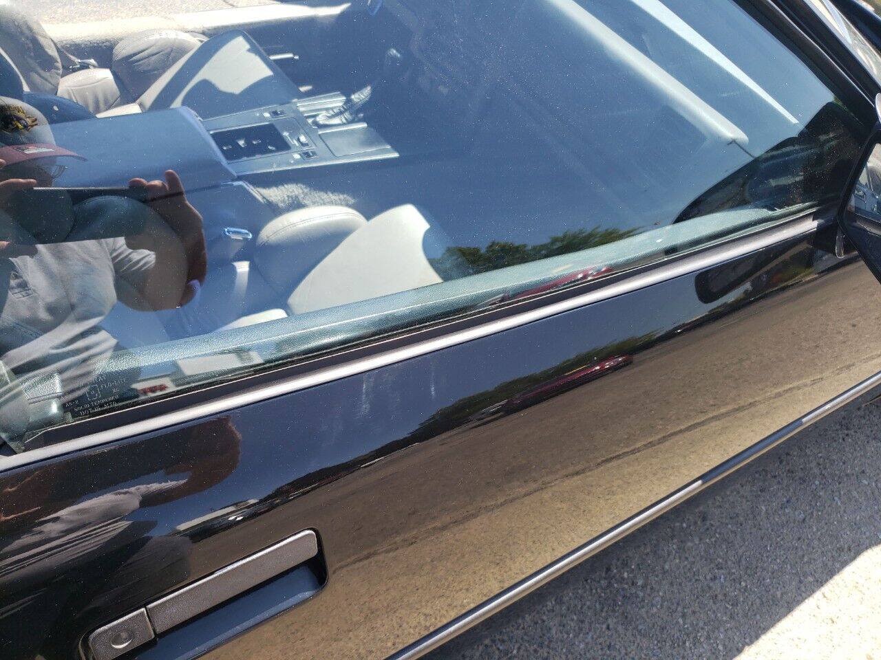 Used 1989 Chevrolet Corvette Convertible RWD image 14