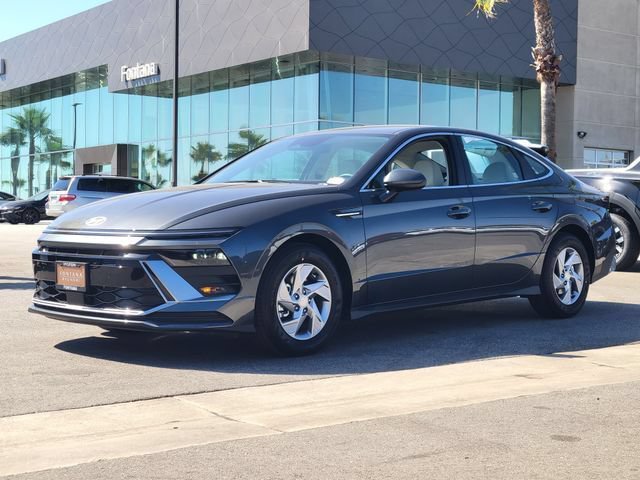 New 2026 Hyundai Sonata SE FWD image 2