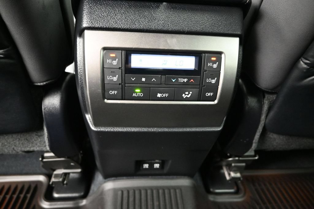 Used 2023 Lexus GX 460 Premium AWD/4WD image 19
