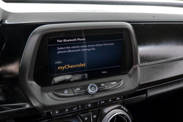 Used 2021 Chevrolet Camaro LT w/ Technology Package RWD image 26