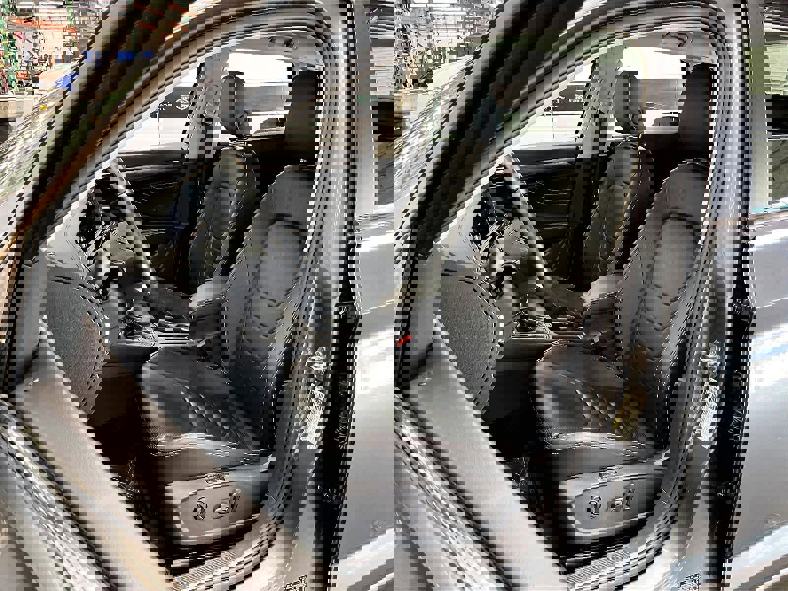 Used 2024 Volkswagen Jetta SEL image 28