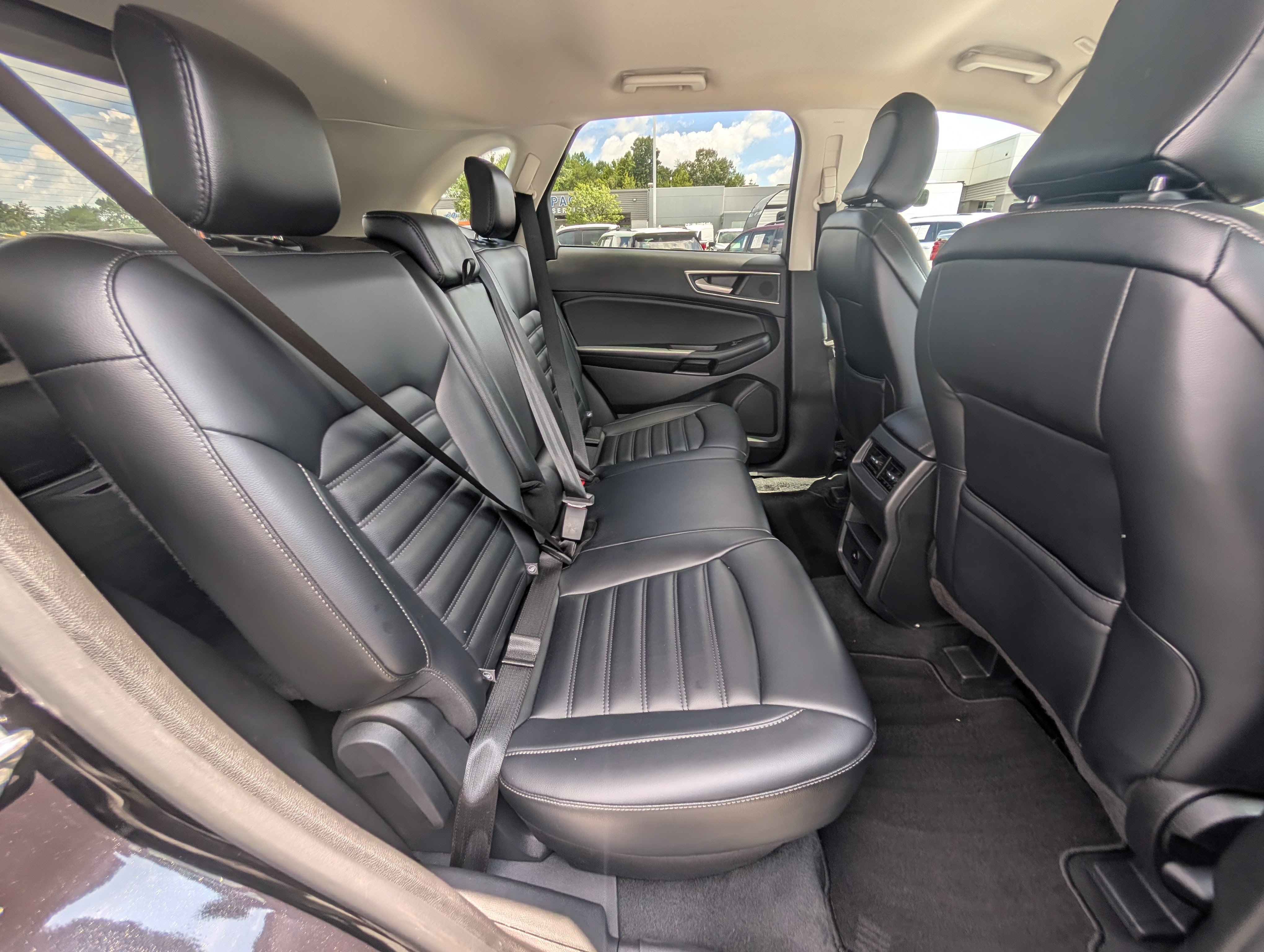 Certified 2024 Ford Edge SEL AWD/4WD image 11