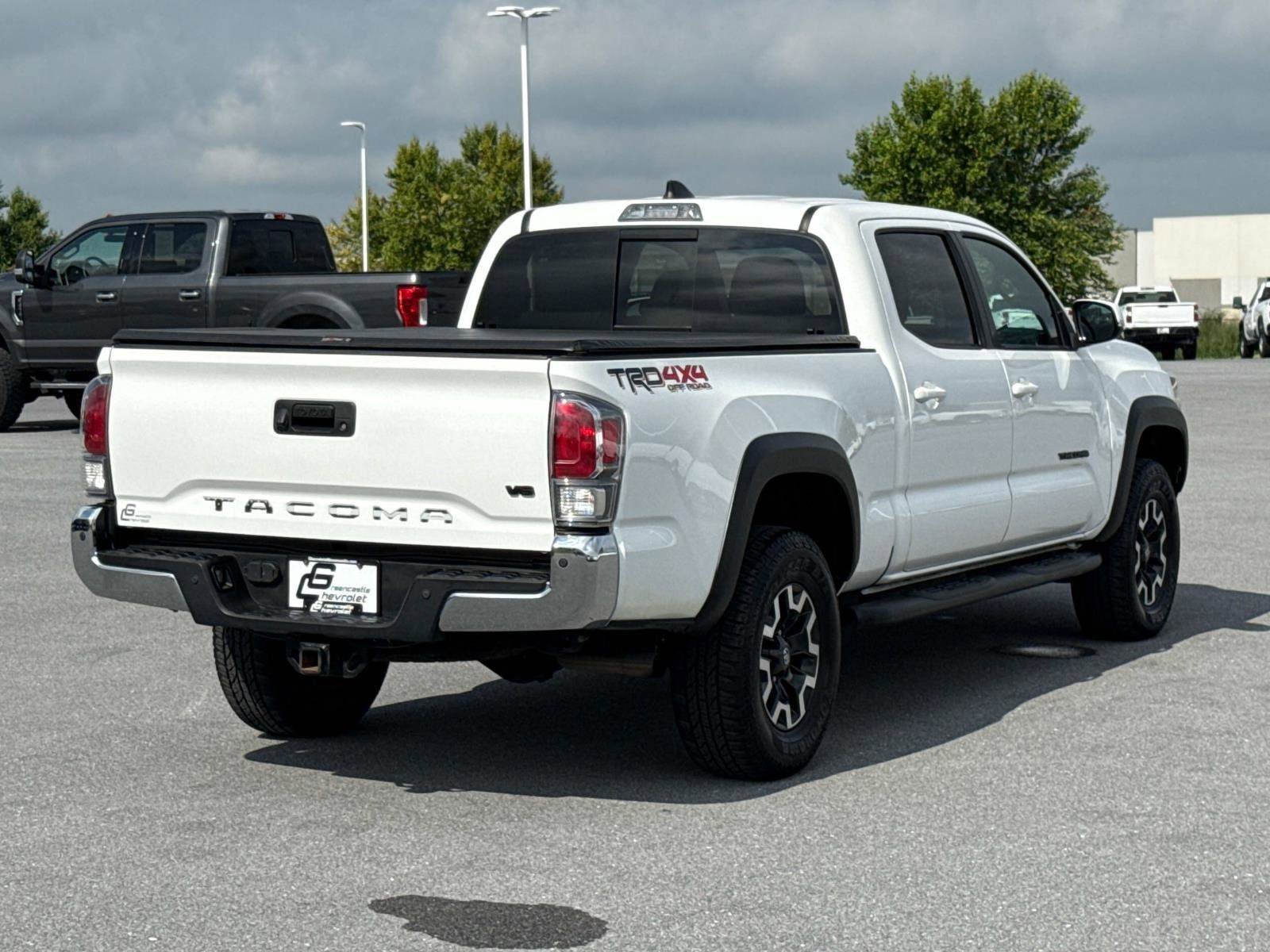 Used 2022 Toyota Tacoma TRD Off-Road image 24