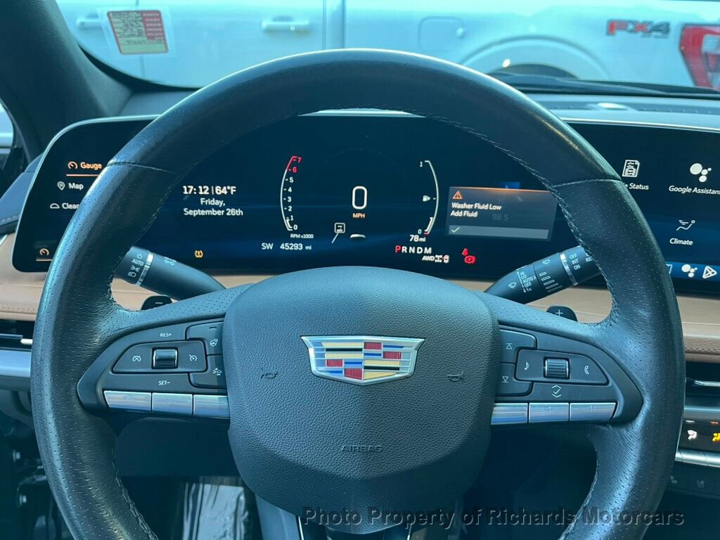 Used 2024 Cadillac XT4 Sport image 26