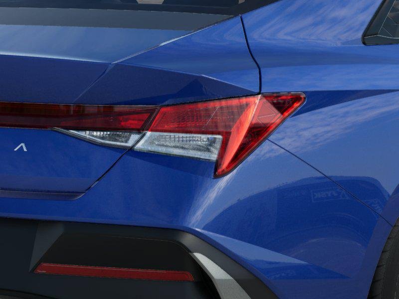 New 2026 Hyundai Elantra SE image 10