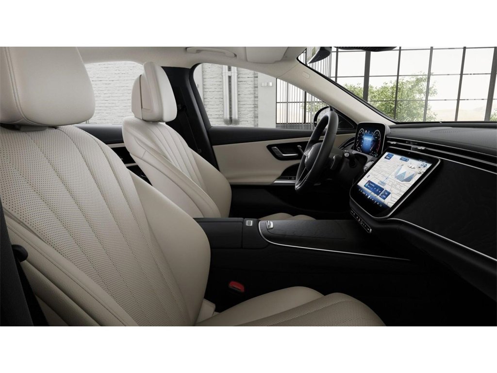 New 2026 Mercedes-Benz E 450 4MATIC Sedan image 4
