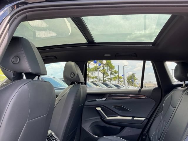 Certified 2025 Volkswagen Tiguan SEL R-Line AWD/4WD image 19