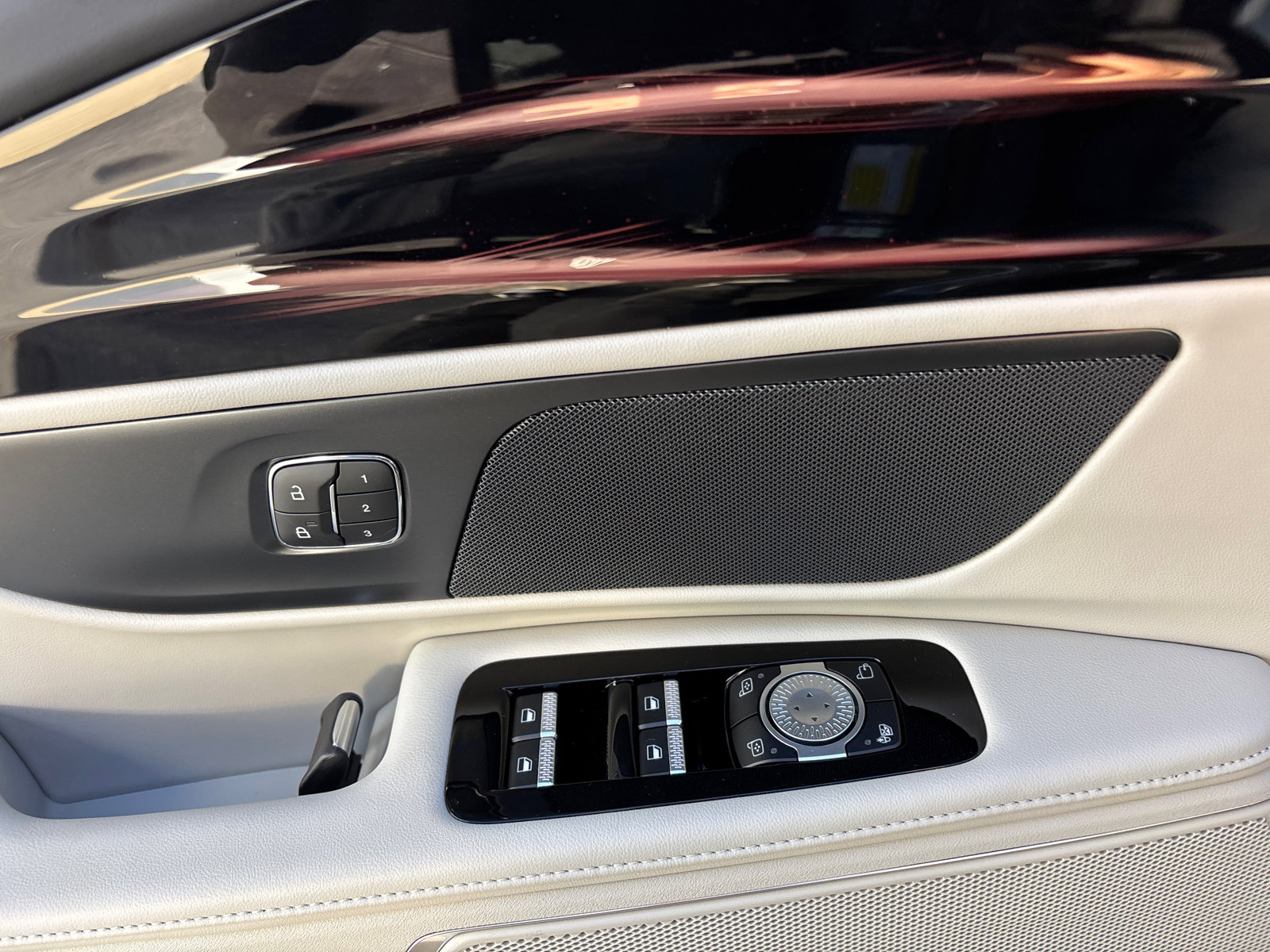 New 2026 Lincoln Nautilus Premier image 12