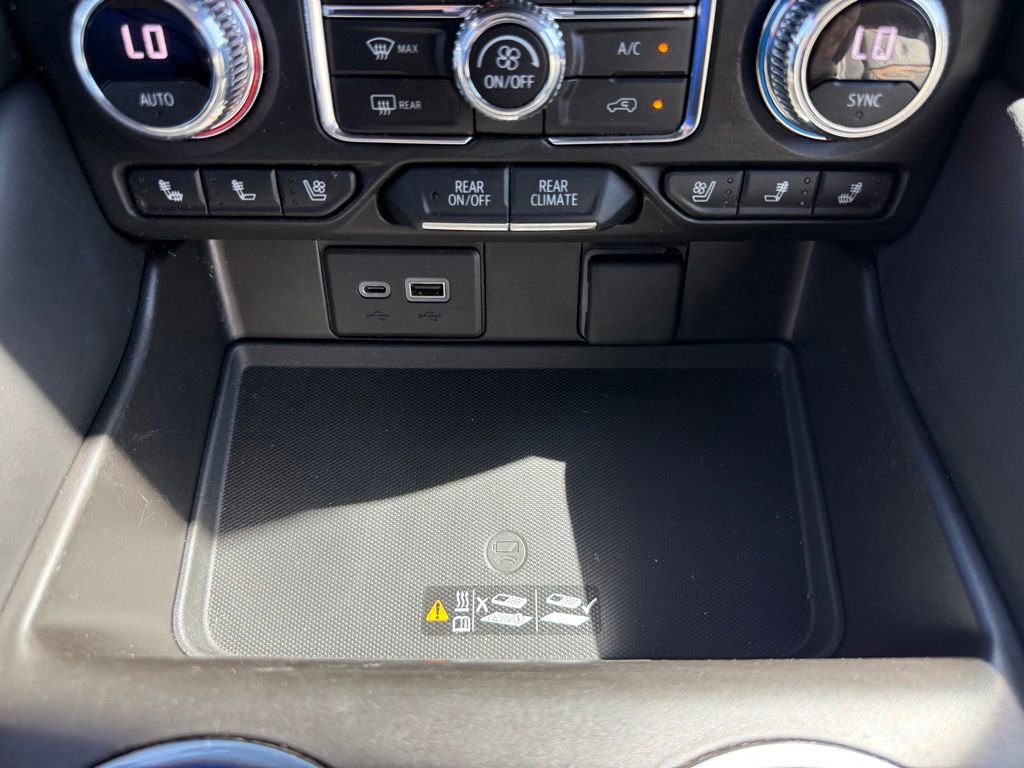 Used 2021 GMC Yukon AT4 w/ Rear Media and Nav Package AWD/4WD image 33