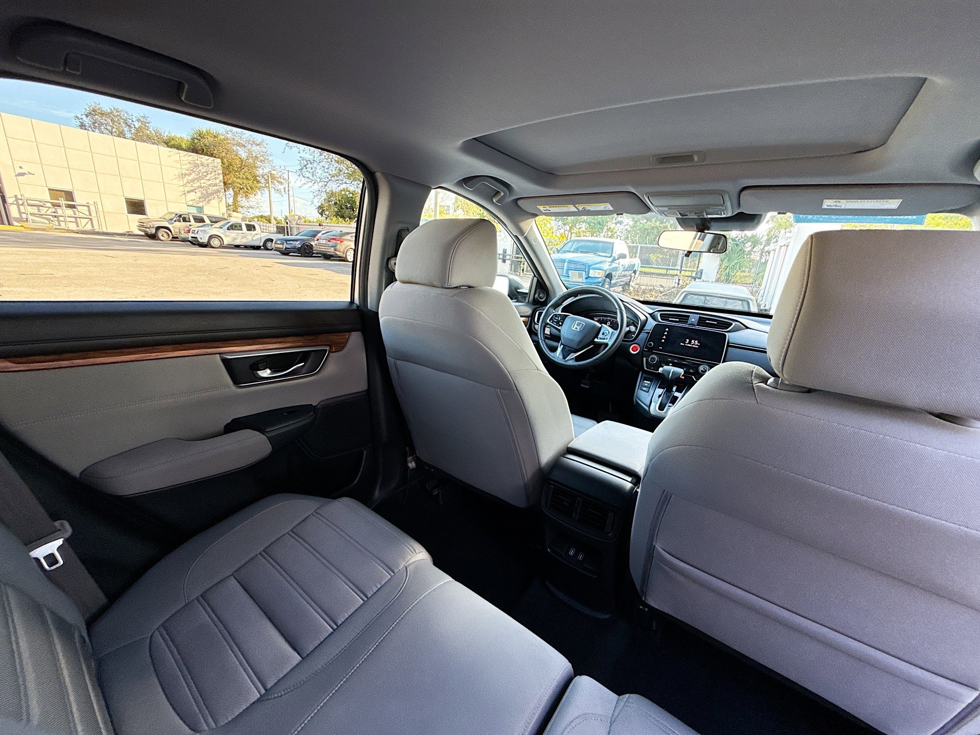 Used 2019 Honda CR-V EX image 29