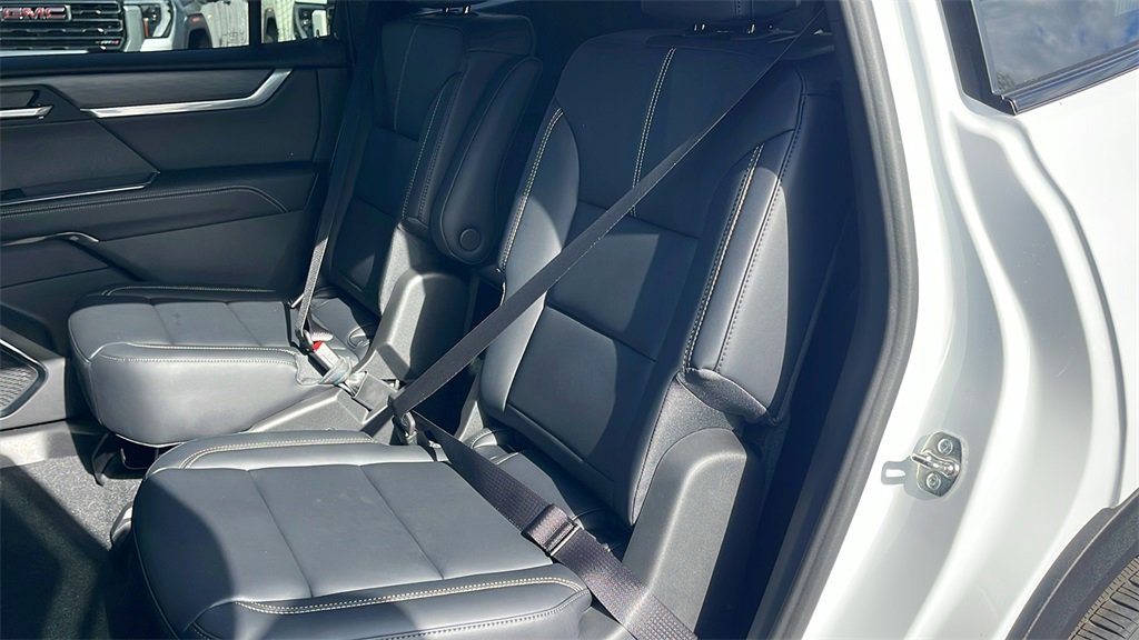 New 2026 GMC Acadia Elevation w/ Black Edition image 13