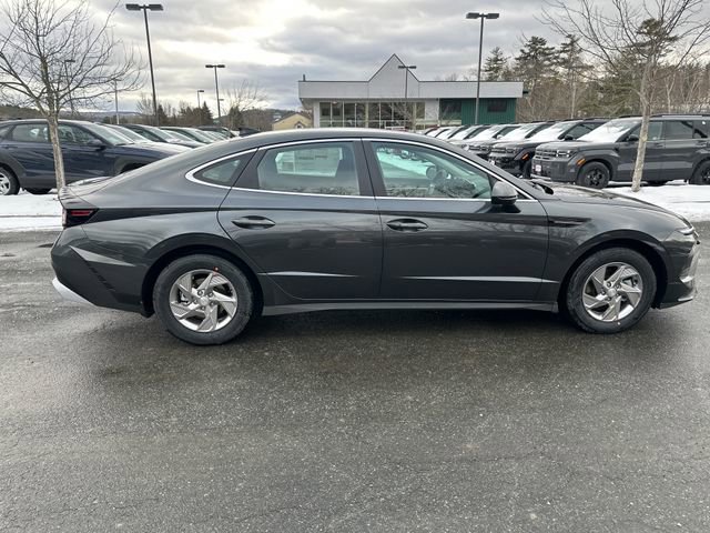 New 2026 Hyundai Sonata SE FWD image 6