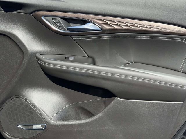 Used 2023 Buick Envision Avenir image 6