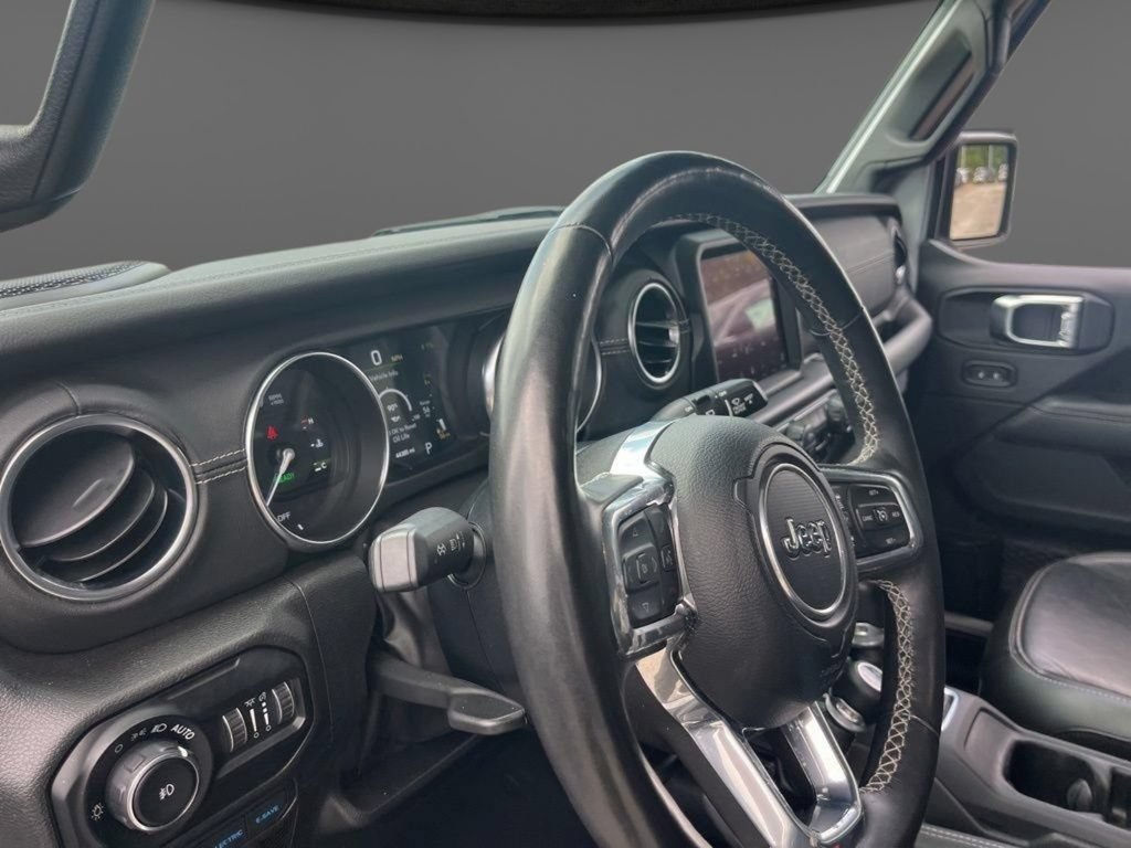 Used 2022 Jeep Wrangler Unlimited Sahara w/ Cold Weather Group AWD/4WD image 13
