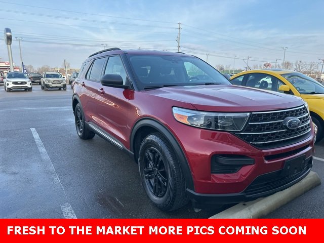 Used 2021 Ford Explorer XLT image 1