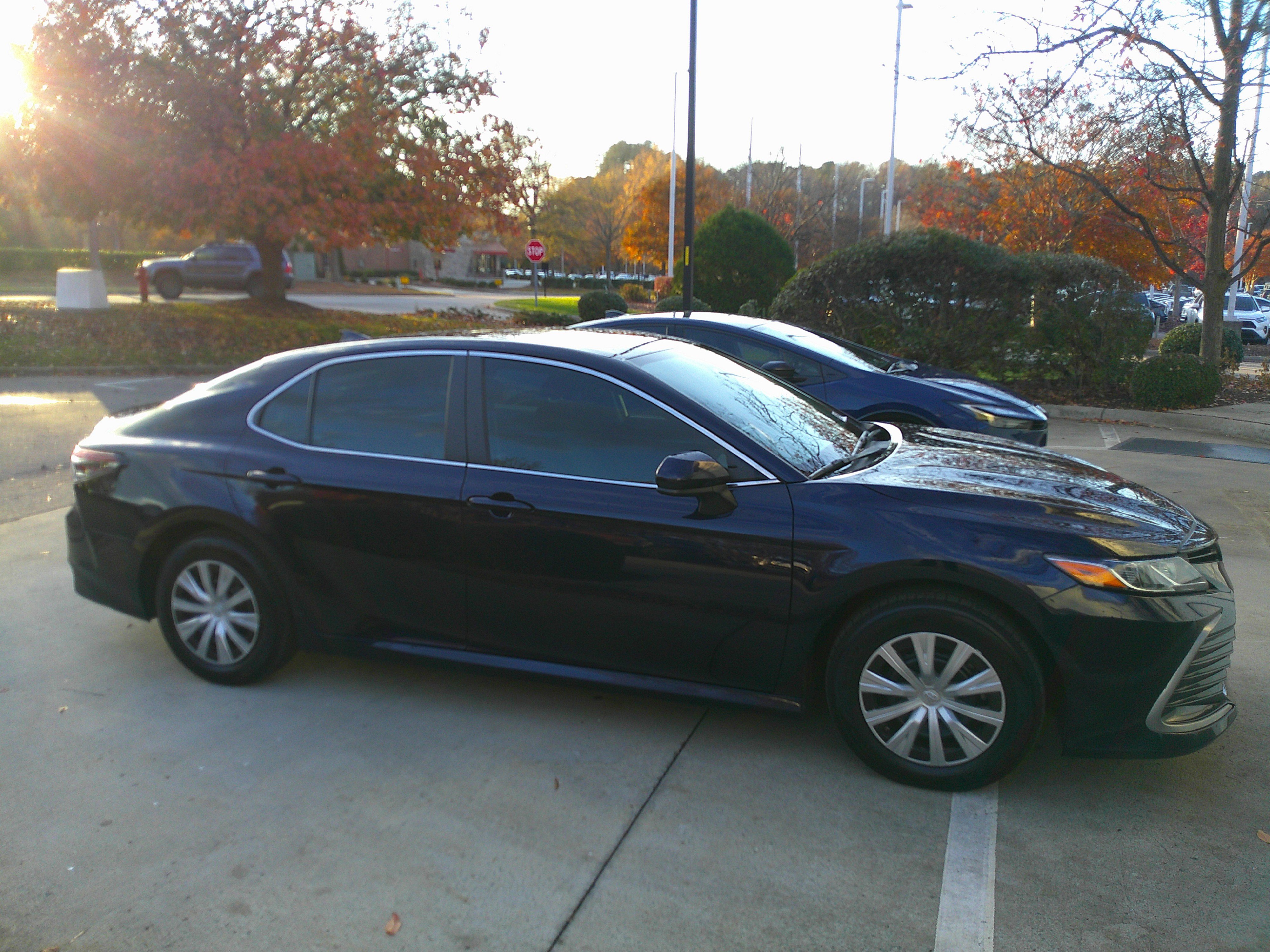 Used 2022 Toyota Camry LE image 14