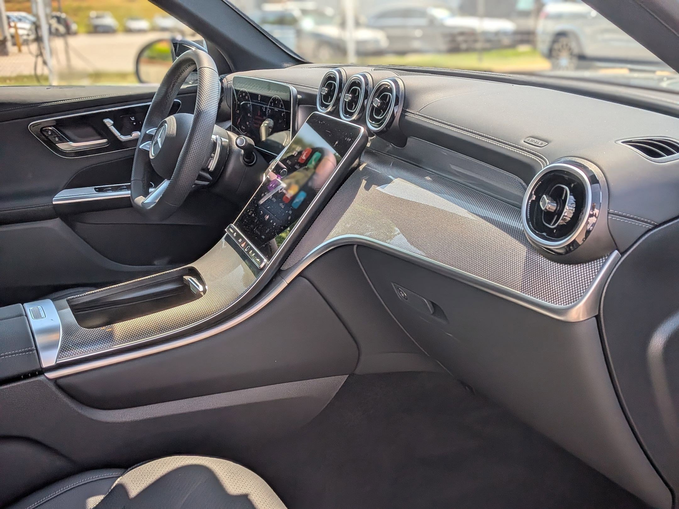 Certified 2026 Mercedes-Benz GLC 300 4MATIC image 38