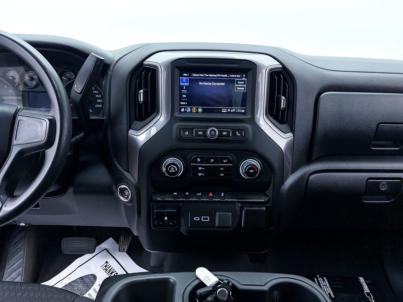 Used 2023 Chevrolet Silverado 1500 Custom image 6