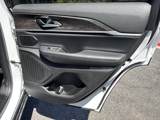 New 2026 Jeep Grand Cherokee Limited AWD/4WD image 16