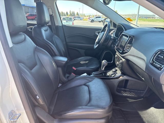 Used 2017 Jeep Compass Limited w/ Navigation Group AWD/4WD image 23