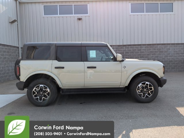 New 2026 Ford Bronco Outer Banks AWD/4WD image 2
