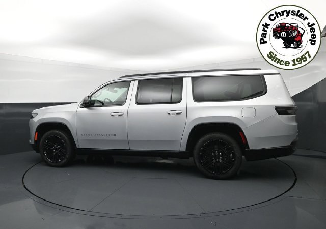 New 2026 Jeep Grand Wagoneer L Limited AWD/4WD image 3