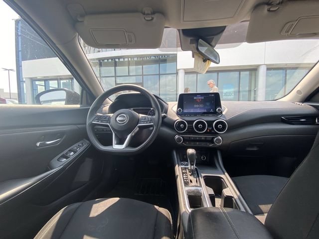 Used 2024 Nissan Sentra SV FWD image 5