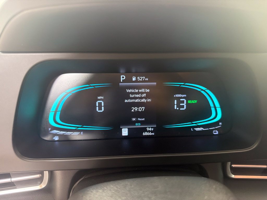 Certified 2025 Hyundai Elantra Hybrid FWD image 15