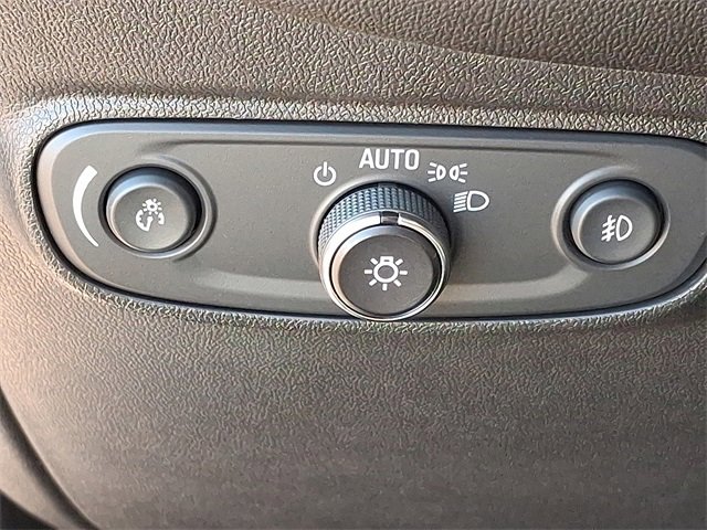 Used 2020 Chevrolet Equinox Premier image 22