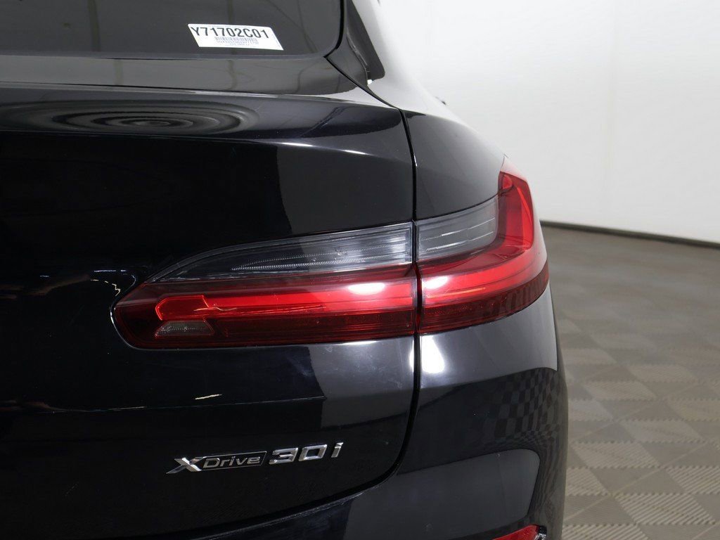 Used 2025 BMW X4 xDrive30i image 19