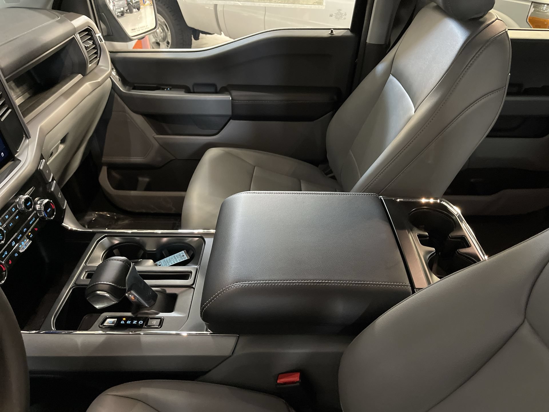 New 2024 Ford F150 Lightning Pro w/ Tow Technology Package AWD/4WD image 27