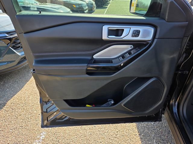 Used 2021 Ford Explorer ST w/ ST Street Pack AWD/4WD image 10