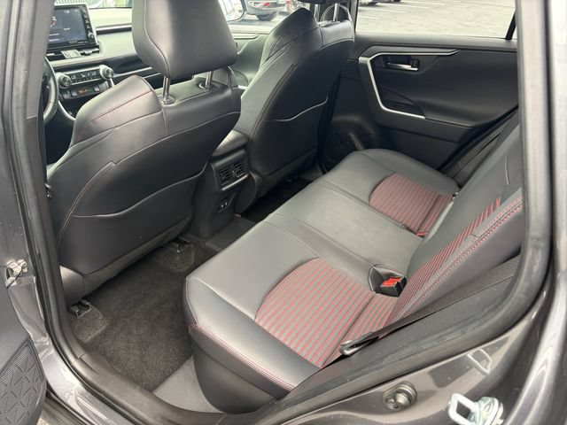 Used 2021 Toyota RAV4 XSE w/ Carpet Mat Package (TMS) AWD/4WD image 27