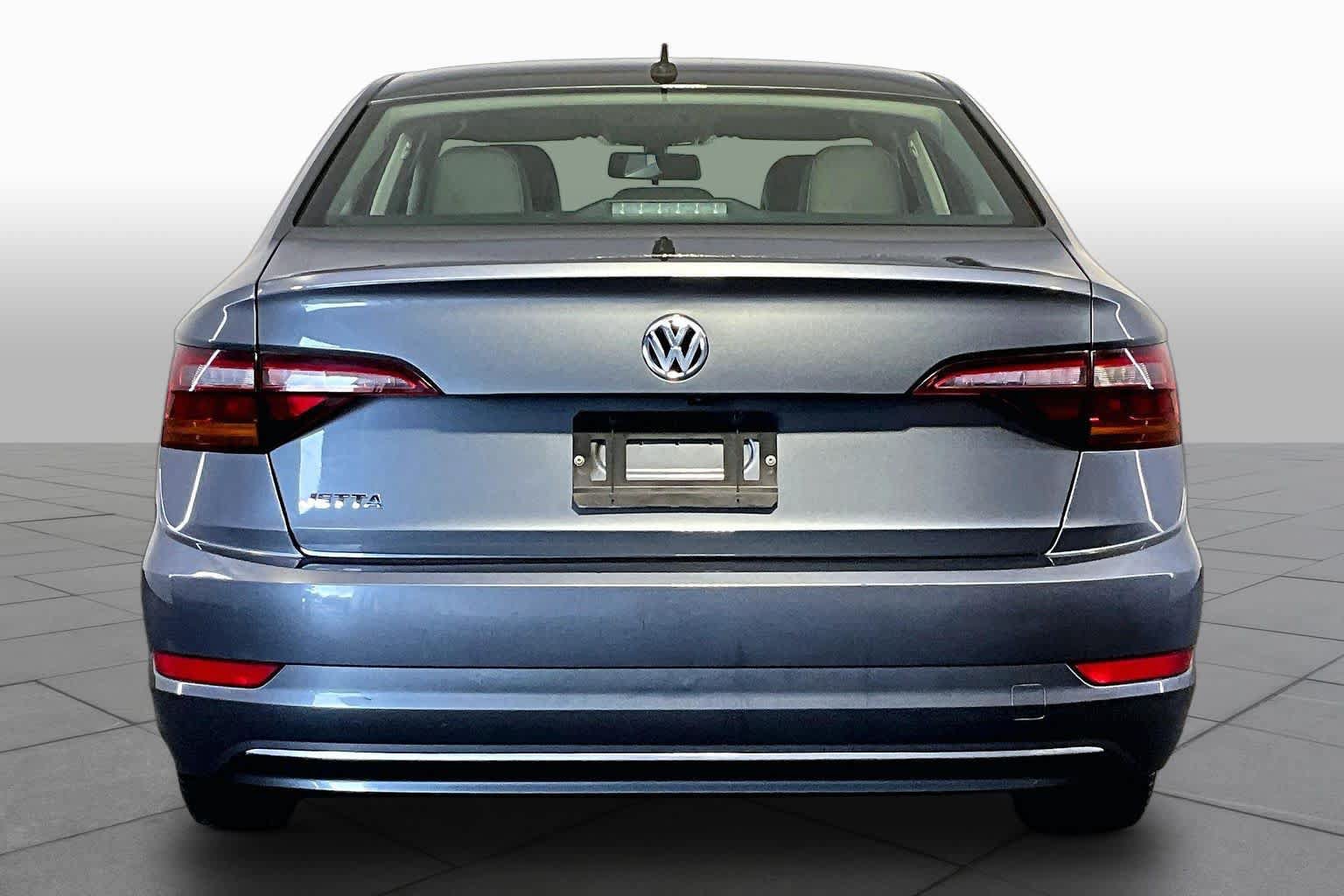 Used 2019 Volkswagen Jetta SE FWD image 5