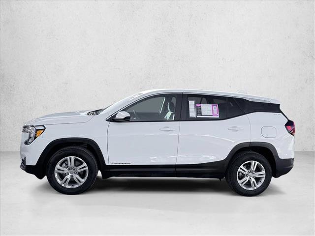 Used 2024 GMC Terrain SLE image 4