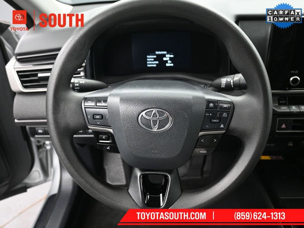 Used 2025 Toyota Camry LE image 23