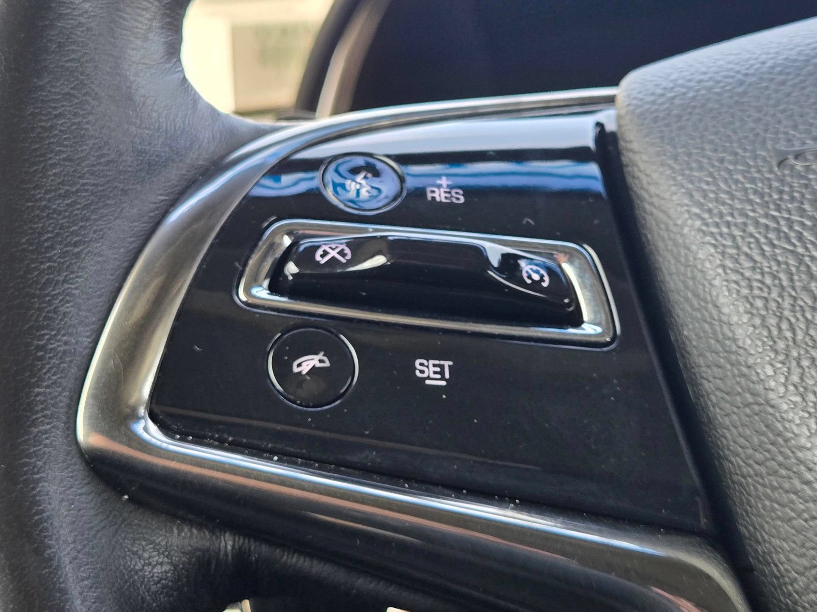 Used 2019 Cadillac ATS 2.0T Coupe RWD image 25