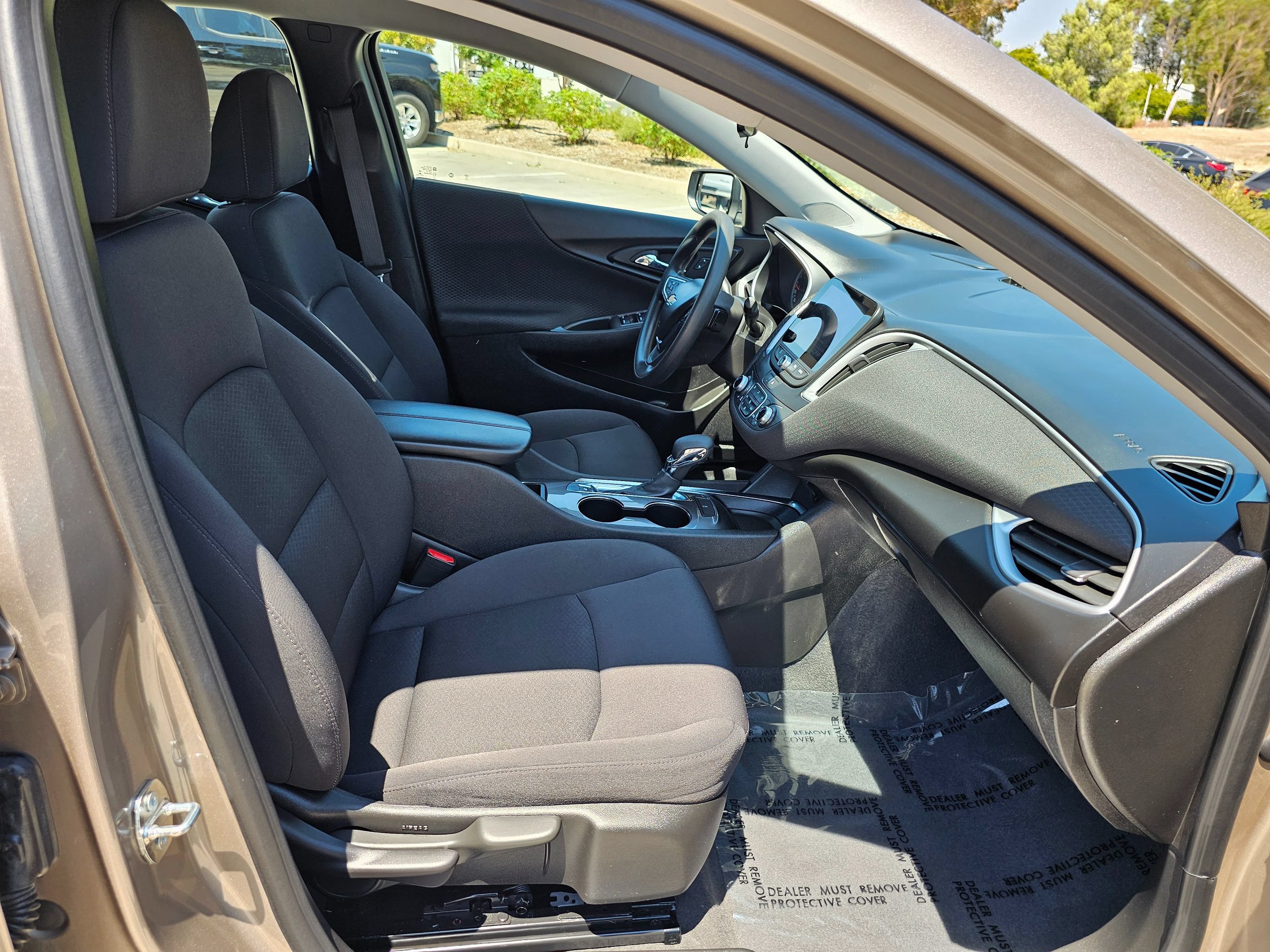 Used 2023 Chevrolet Malibu LT FWD image 31