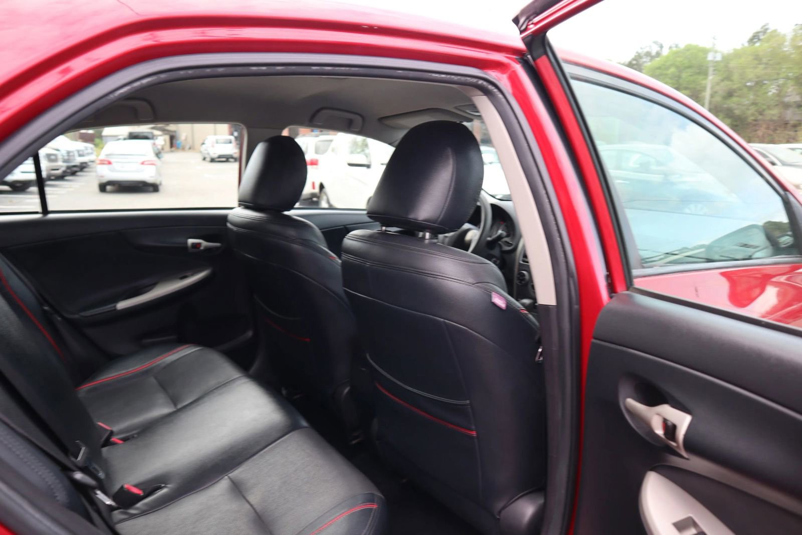 Used 2012 Toyota Corolla S image 21