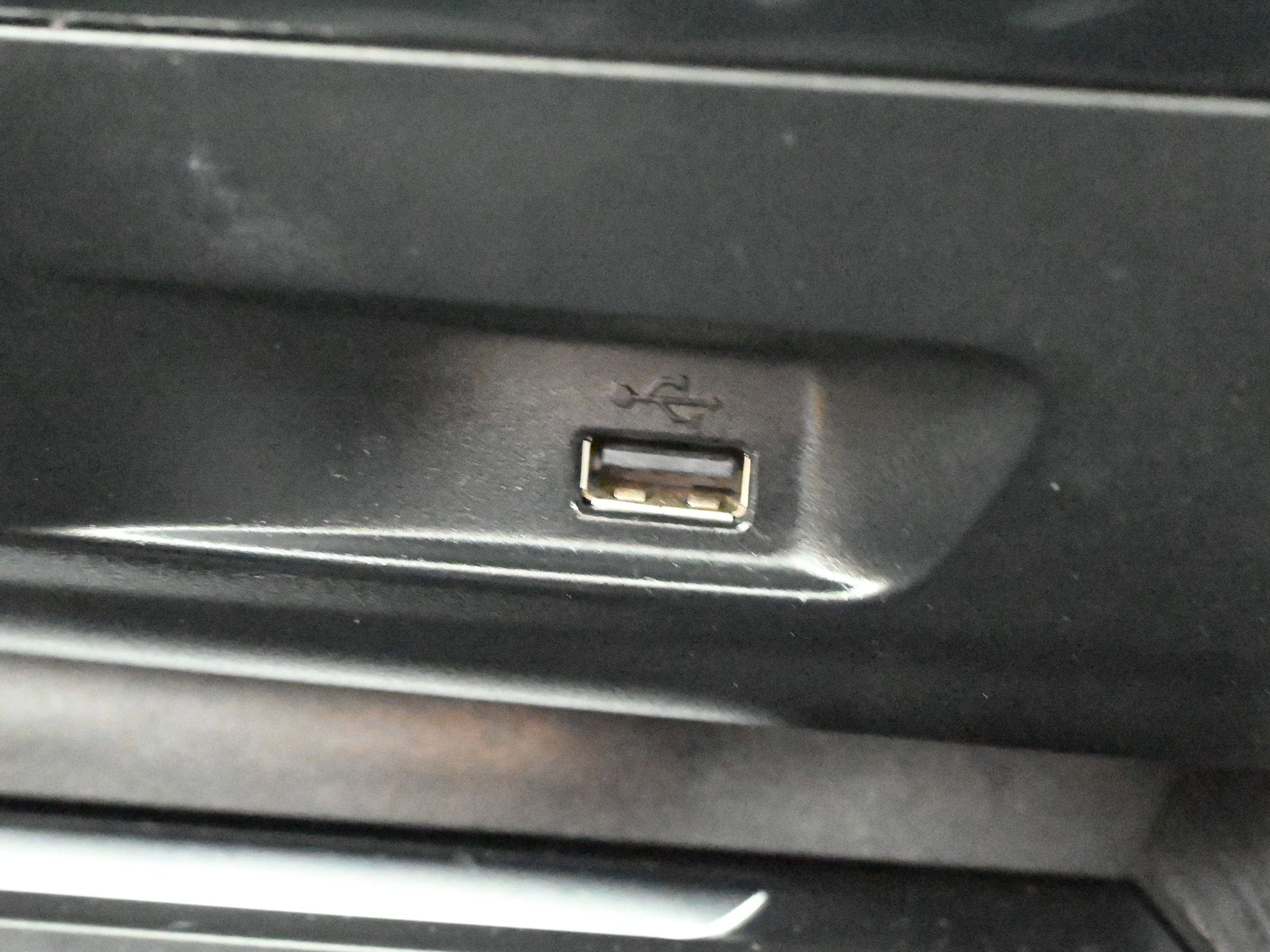 Used 2017 BMW X5 xDrive50i image 18