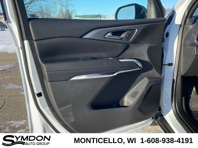 New 2026 Chevrolet Traverse LT w/ Sun and Wheel Package image 16